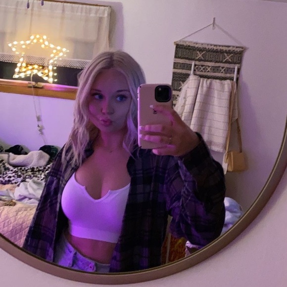 Meet your Posher, Payton - Picture 1 of 1